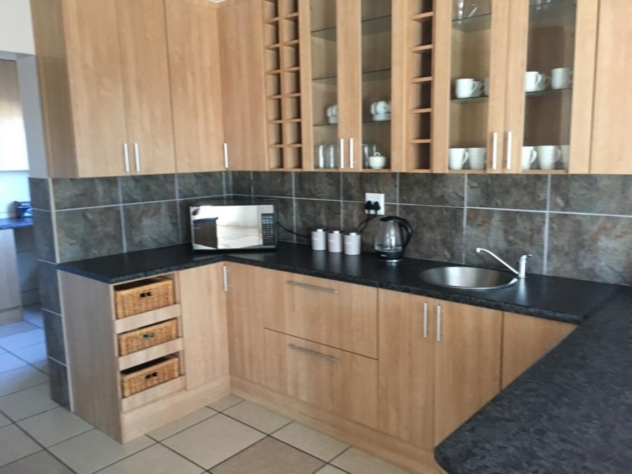 To Let 3 Bedroom Property for Rent in Myburgh Park Western Cape